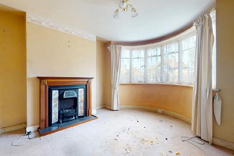 53 Collier Row Road, Romford, RM5 2AU