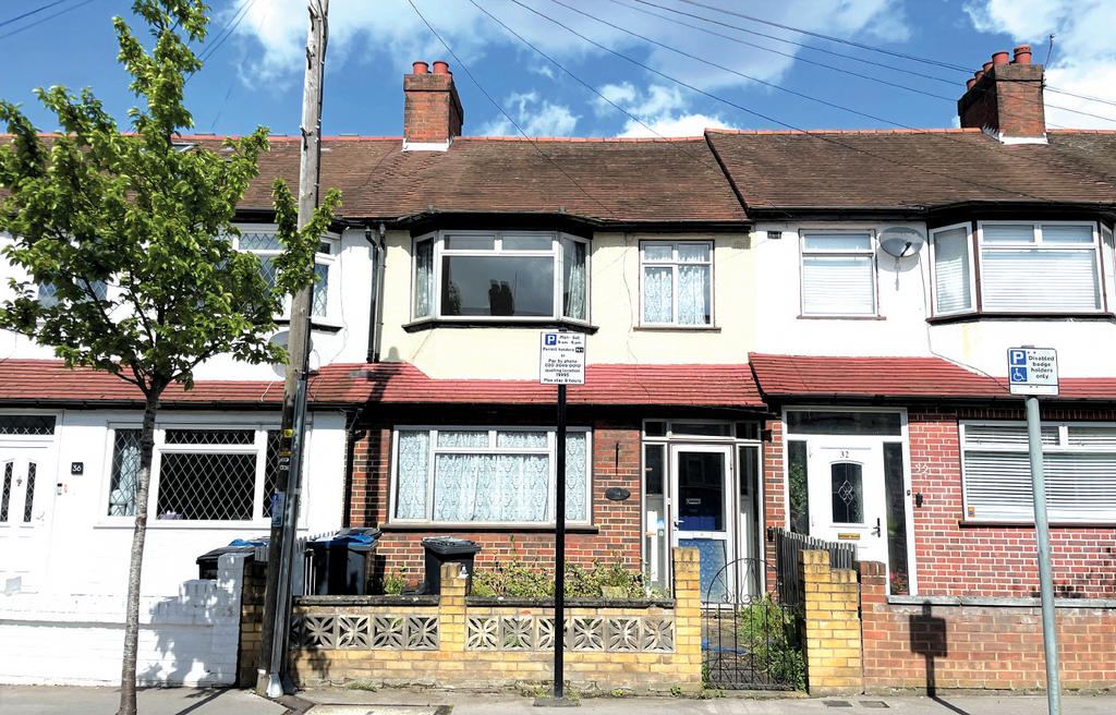 34 Kynaston Avenue, Thornton Heath 3 bed terraced house £250,000