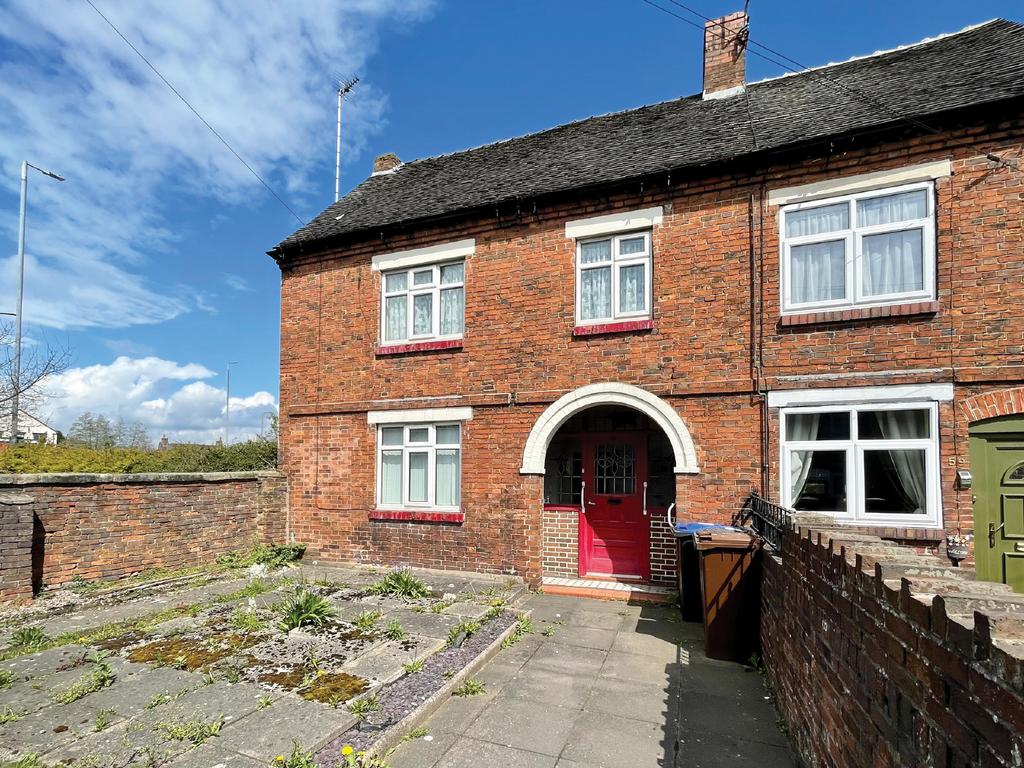 57 Tape Street, Cheadle, StokeonTrent 2 bed end of terrace house £