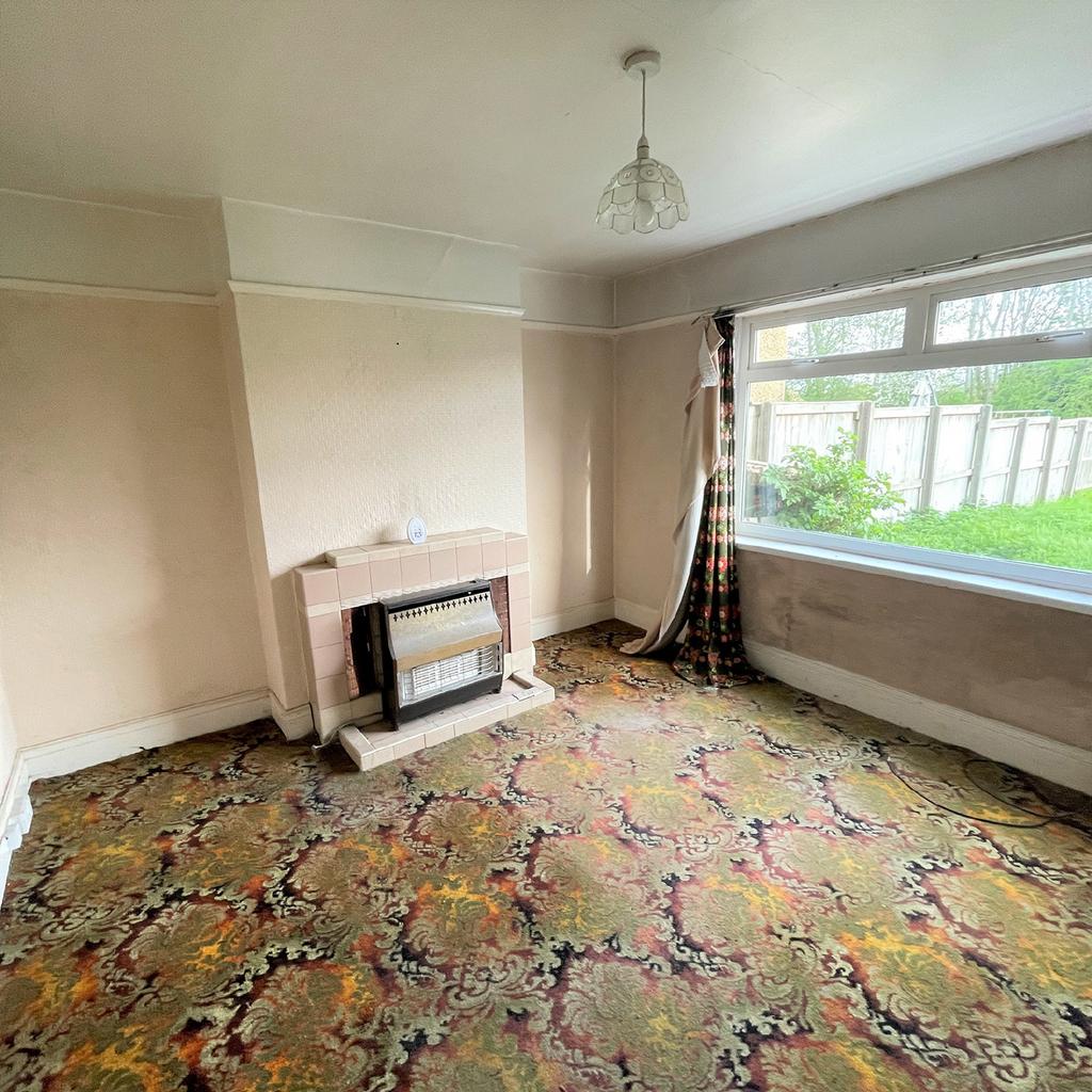 82 Bush Avenue, Little Stoke, Bristol 3 bed semidetached house £150,000