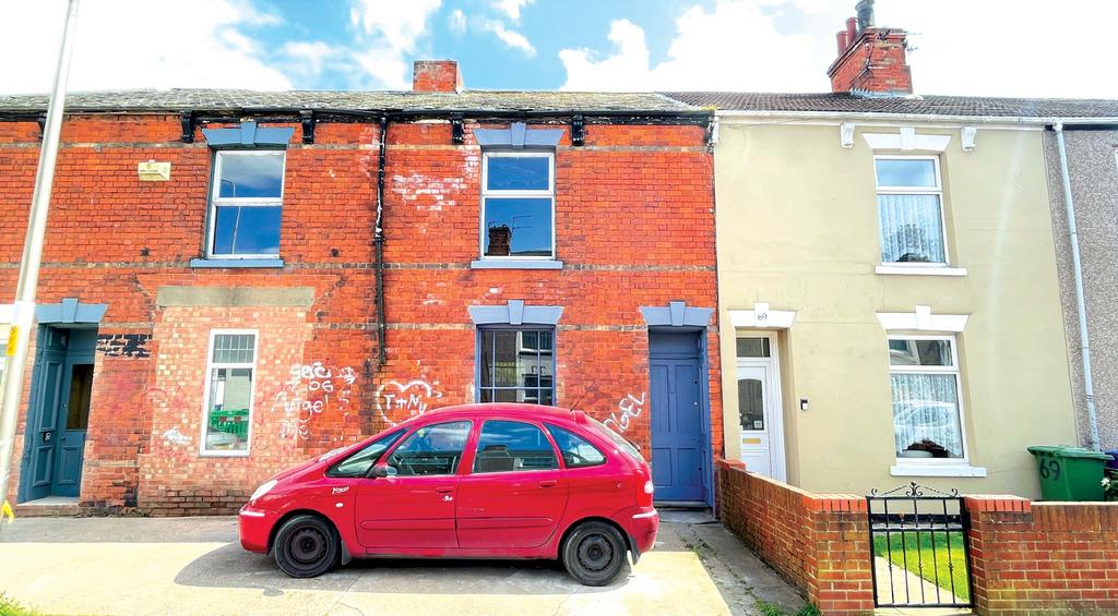 67 Willingham Street, Grimsby 2 bed terraced house £10,000