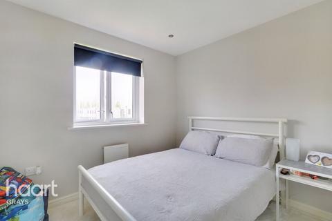 2 Lapwin Close, East Tilbury, Tilbury, RM18 8FH