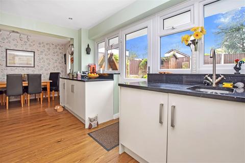 49 Ascot Avenue, Runcorn, WA7 4YP