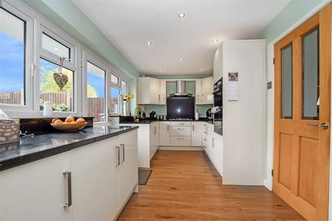 49 Ascot Avenue, Runcorn, WA7 4YP