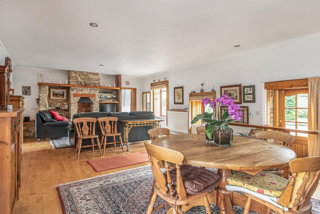 Sitting Dining Room