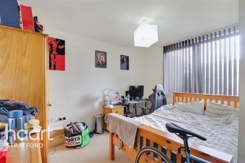 2 bedroom flat to rent, Thomas Frye Court - Stratford High Street - E15