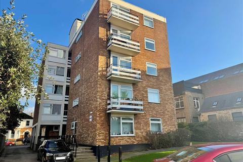 undefined, Elm Road, Leigh on Sea SS9