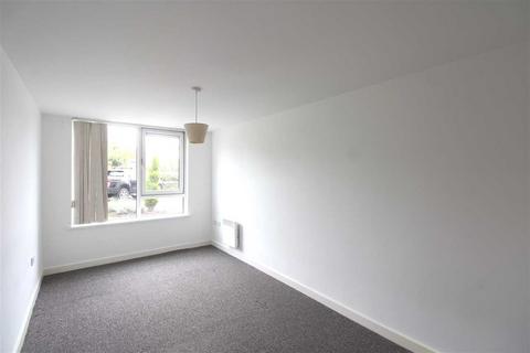 3 bedroom apartment to rent, 44 Station Avenue, Southend on Sea SS2