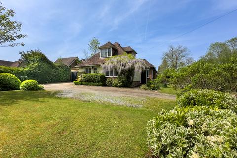 Glen Hurst Pear Tree Lane, Shorne, Gravesend, DA12 3JT