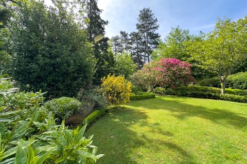 Glen Hurst Pear Tree Lane, Shorne, Gravesend, DA12 3JT