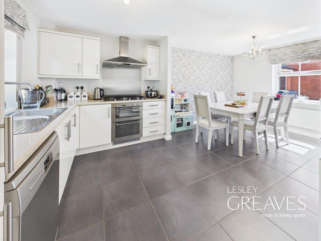 Kitchen / Diner