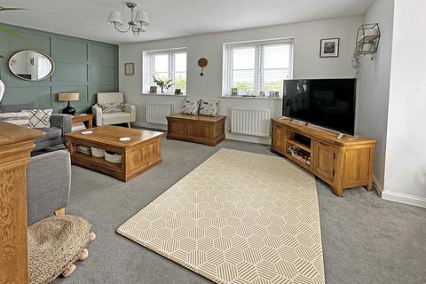 99 Sentrys Orchard, Exminster, Exeter, EX6 8UE