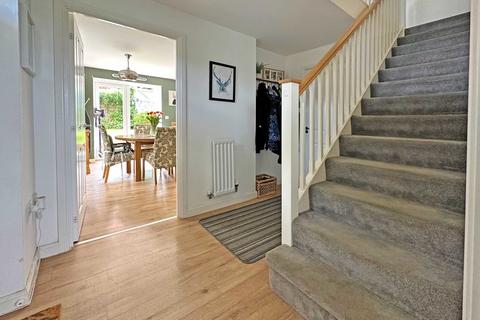 99 Sentrys Orchard, Exminster, Exeter, EX6 8UE