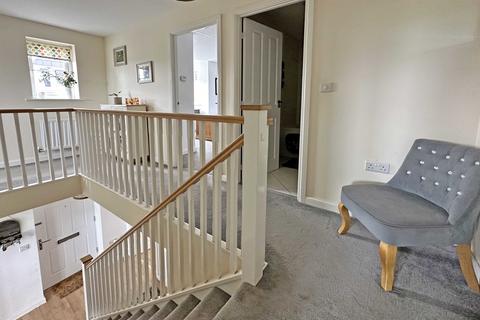99 Sentrys Orchard, Exminster, Exeter, EX6 8UE