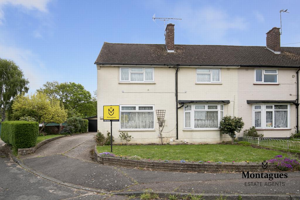 Green Glade, Theydon Bois, CM16 3 bed semidetached house £650,000
