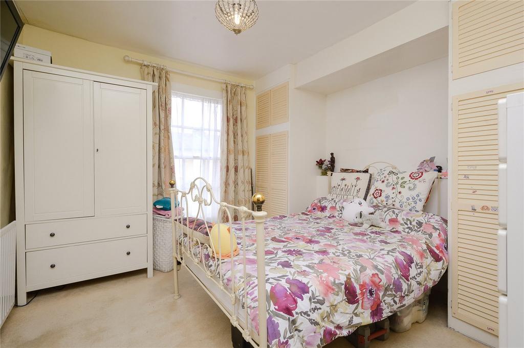 Elton Road, Kingston upon Thames, KT2 2 bed end of terrace house for