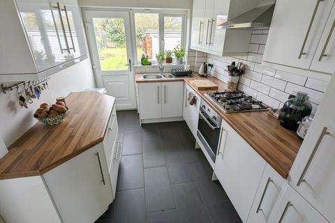 26 Chapel Fields Road, Solihull, B92 7RX