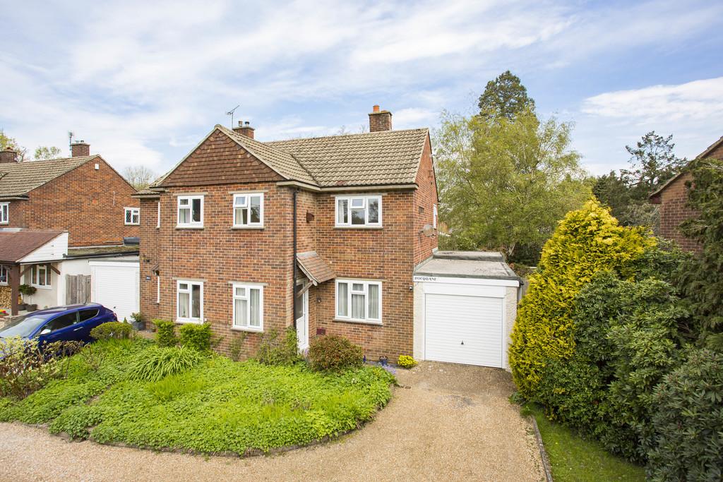 Fermor Road, Crowborough 3 bed semidetached house for sale £385,000