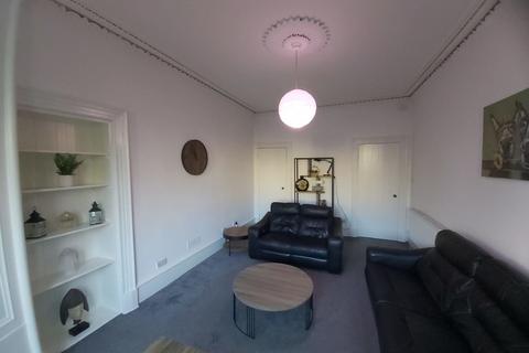 undefined, Ingleby Drive, Dennistoun