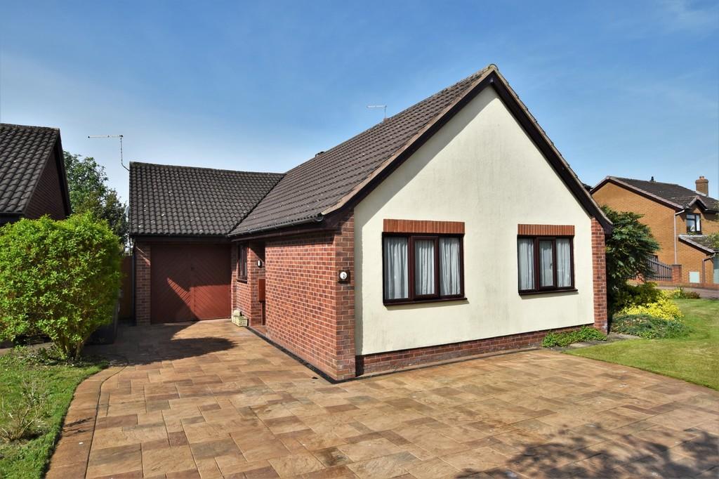 Croft Way, Market Drayton 3 bed detached bungalow for sale £350,000
