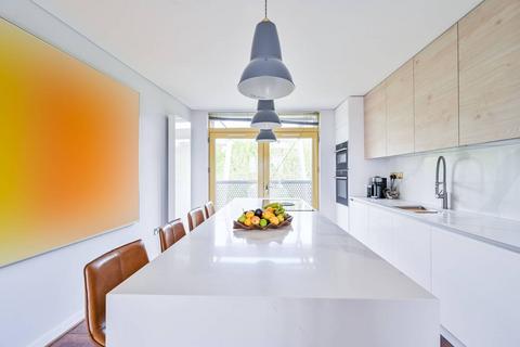 2 bedroom flat for sale - Becquerel Court, Greenwich Millennium Village, London, SE10