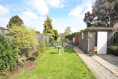 37 Grantham Avenue, Grimsby, DN33 2HQ