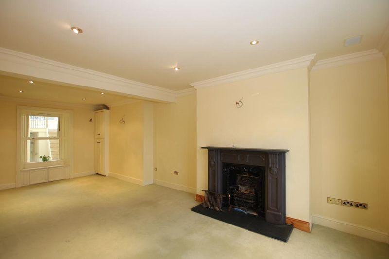 3 Peveril Terrace