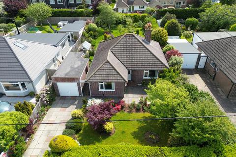 42 Barton Drive, Barton On Sea, New Milton, BH25 7JJ