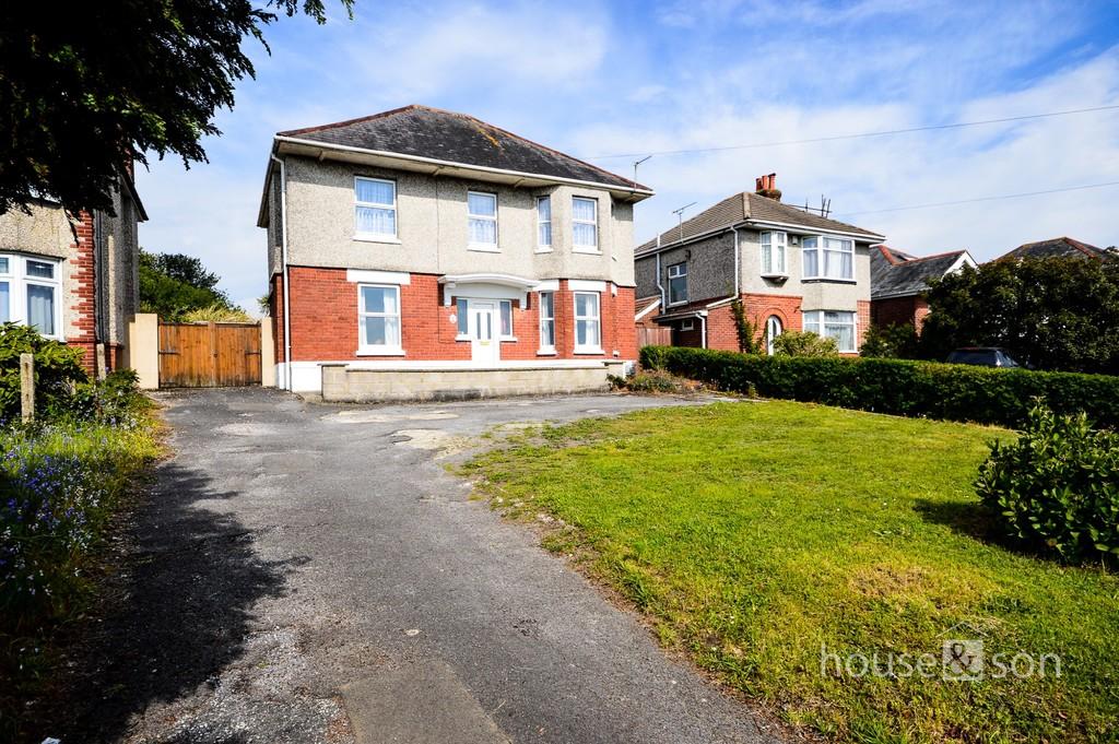 Kinson Road, Bournemouth 4 bed detached house for sale £525,000