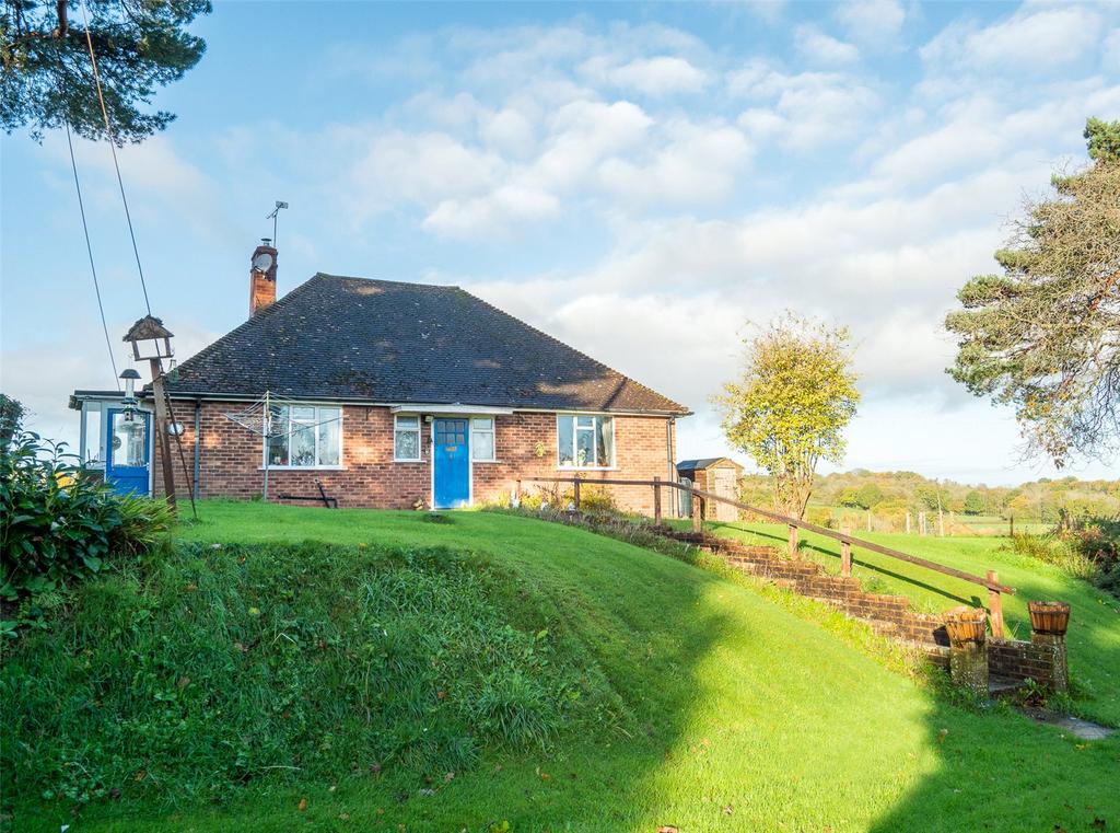 Brightling, Robertsbridge 4 bed bungalow for sale £500,000