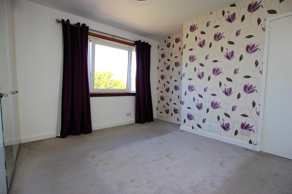 8 Urr Terrace, Castle Douglas - Williamson and Hen