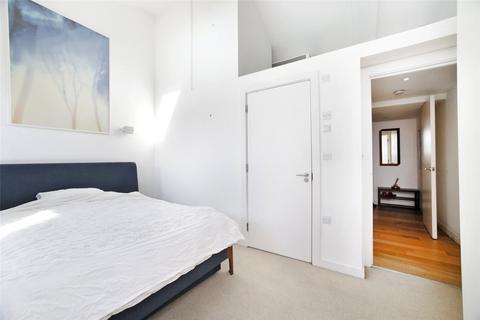 2 bedroom penthouse for sale, Acton Street, London, WC1X
