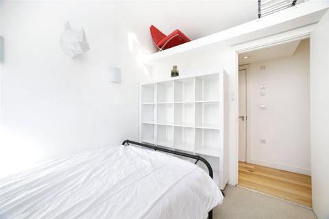 Flat 7, 4 Acton Street, London, WC1X 9NA