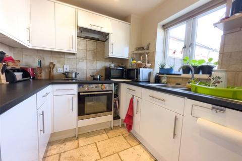112a Burwell Meadow, Witney, OX28 5JQ
