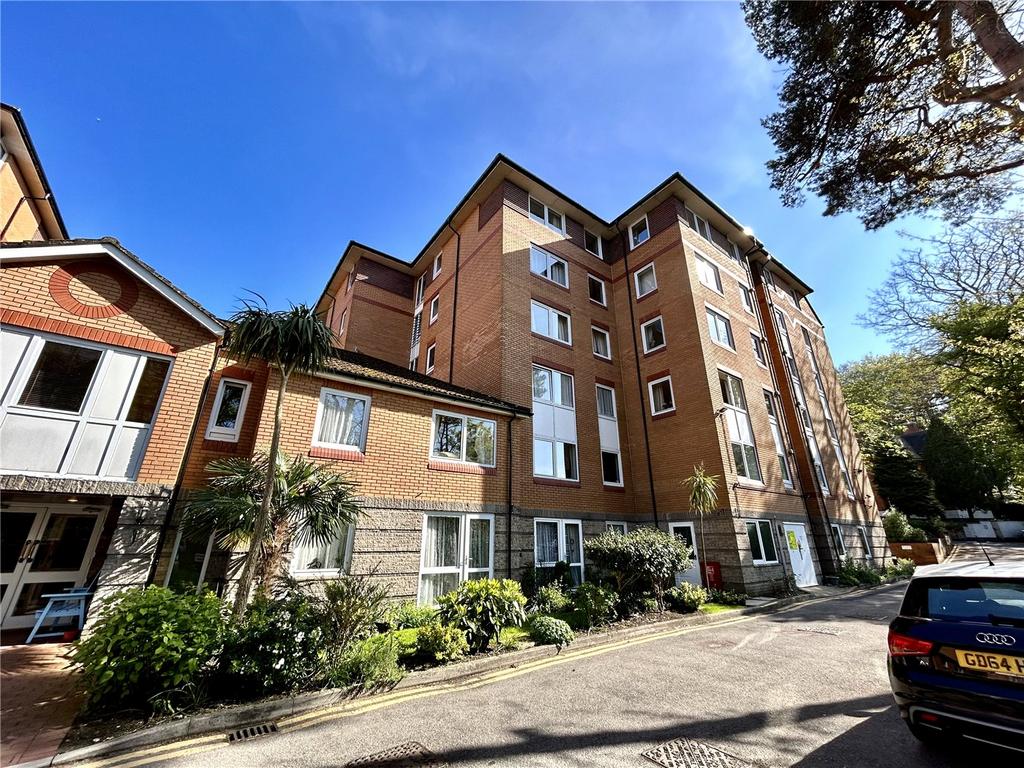 St Peters Road, Bournemouth, Dorset, BH1 1 bed apartment £83,000