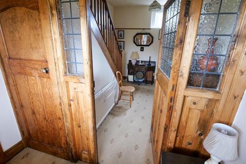 2 Beech Grove, Morecambe, LA4 6SW