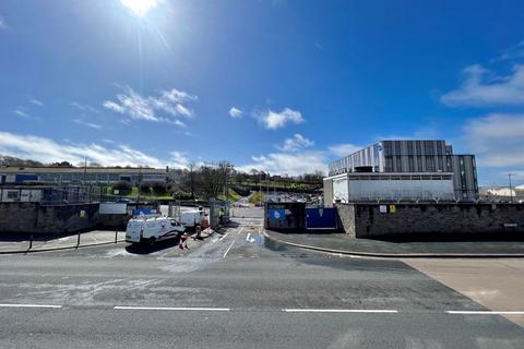 2 bedroom flat for sale, Albert Road, Devonport, Plymouth. A fabulous and stylish 2 double bedroomed 1st floor flat in convenient setting