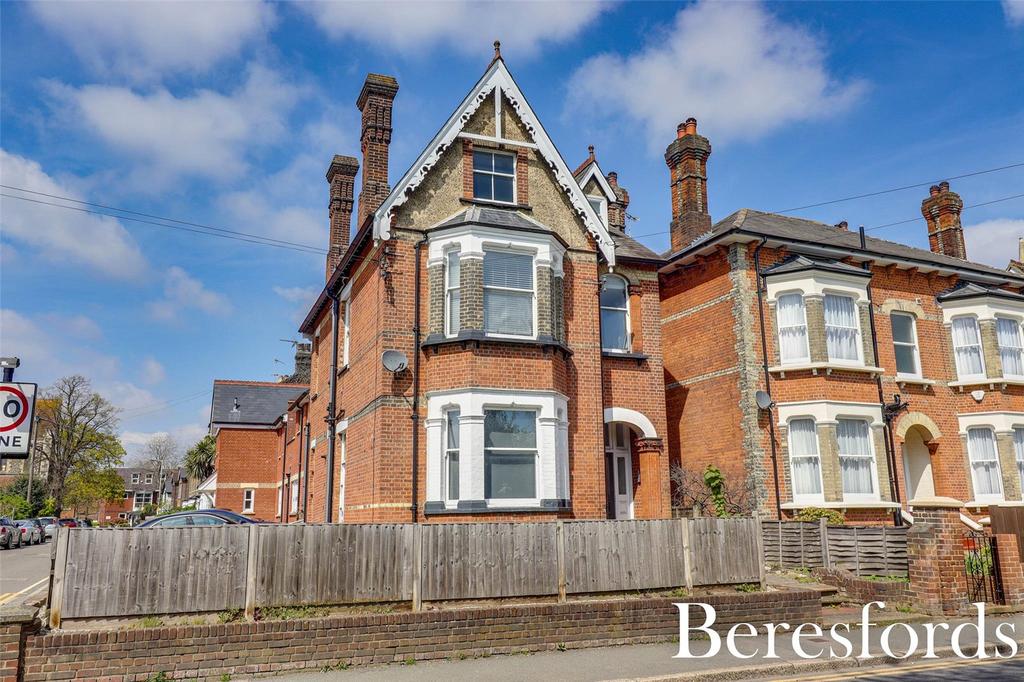 Queens Road, Brentwood, CM14 1 bed apartment for sale £275,000