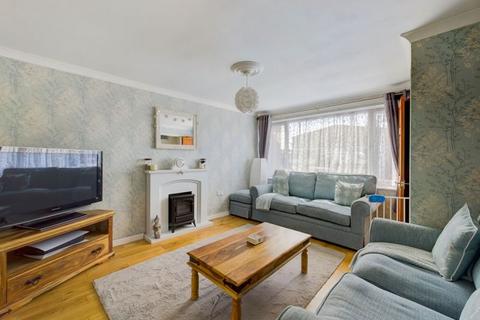 56 Marwin Close, Martock, TA12 6HL