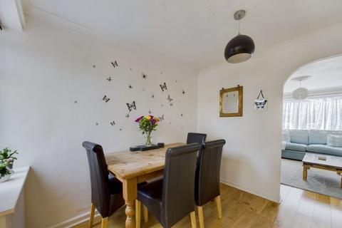 56 Marwin Close, Martock, TA12 6HL