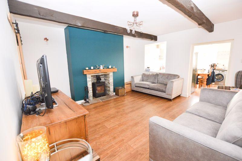 Bryn Gates Lane, Bamfurlong, Wigan, WN2 5JY 2 bed cottage for sale £219,950