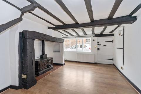 2 bedroom character property to rent - Church Street, Chesham Old Town