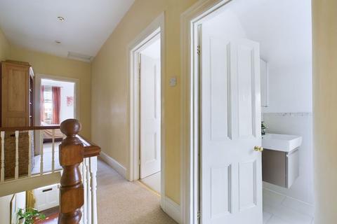 25 Central Road, Gloucester, GL1 5BY
