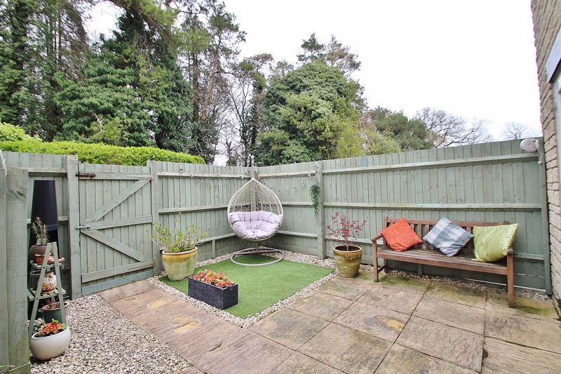 BRADWELL VILLAGE, NEAR BURFORD OX18 4XG 3 bed end of terrace house £