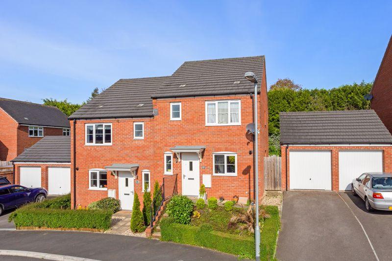 Crocker Way, Wincanton 3 bed semidetached house for sale £285,000