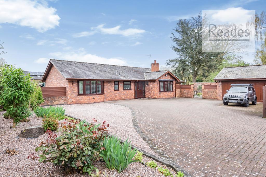 Warren Hall Court, Broughton CH4 0 3 bed detached bungalow for sale £