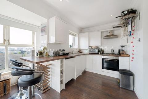 1 bedroom apartment for sale, Wesley Avenue, London