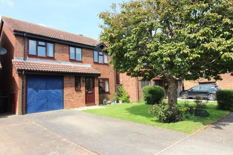 4 bedroom detached house for sale - Applecroft, Lower Stondon, Henlow, SG16