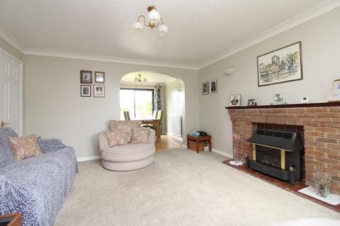 4 bedroom detached house for sale - Applecroft, Lower Stondon, Henlow, SG16