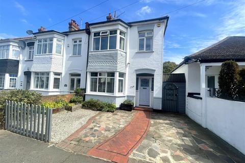 3 bedroom end of terrace house for sale - Leighton Avenue, Leigh-On-Sea